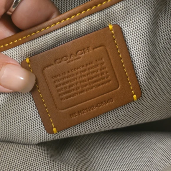 Coach Black Leather Shoulder Bag with Gold Accents - Picture 3 of 8